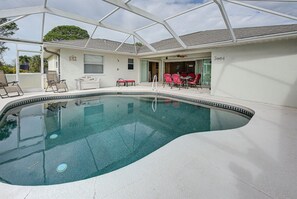 獨棟房屋 (Aloha Shores) | 游泳池 | 室外游泳池