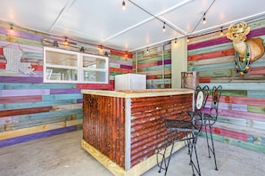 Interior - Unique Bayou Waterfront Whimsical home in family neighbor (Slidell)