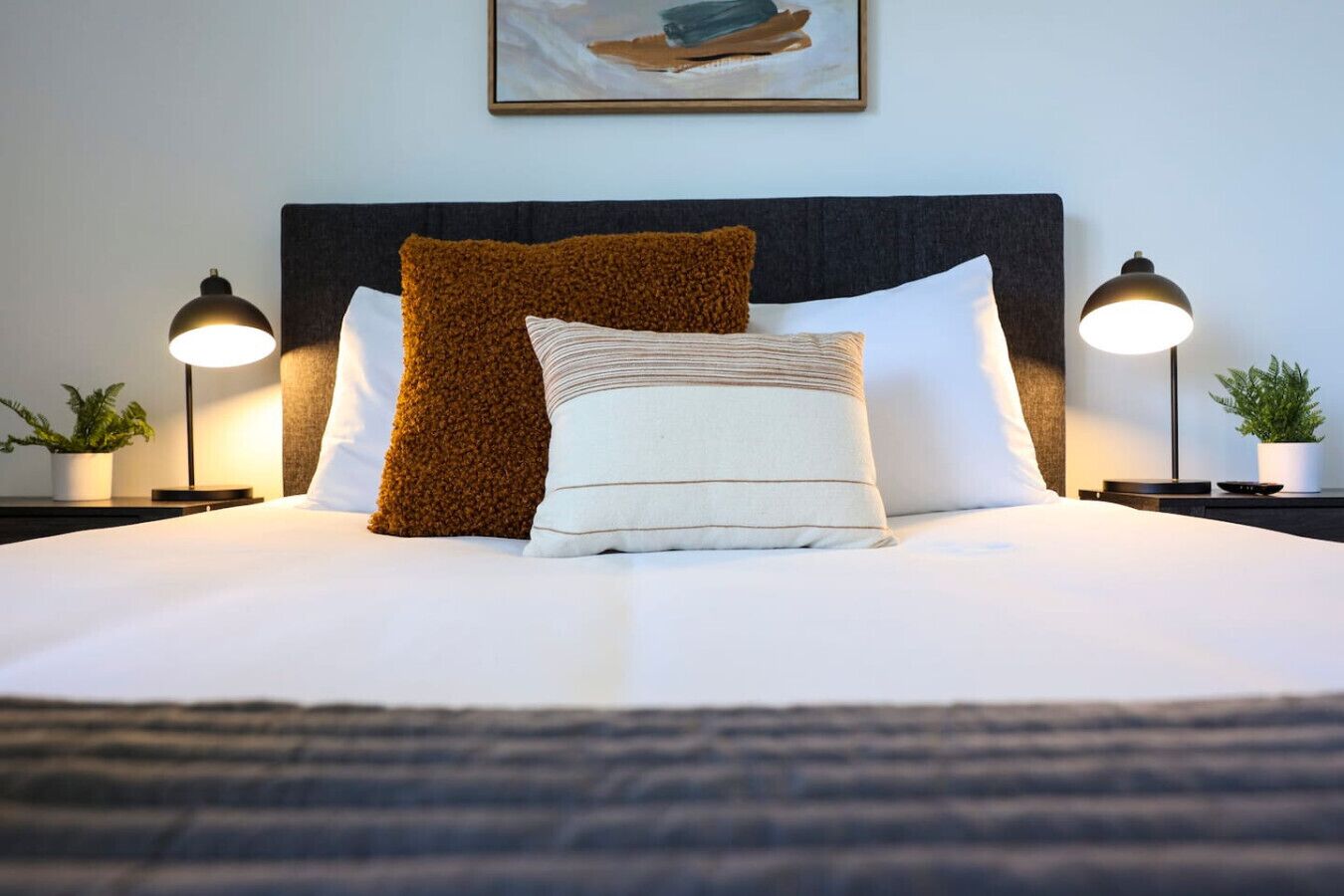 4 bedrooms, desk, iron/ironing board, WiFi