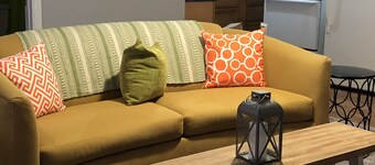 “our little green with envy”Gallipolis No cleaning fee and no Taxes all include.