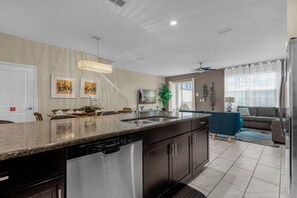 Interior - 5 Bedrooms / 4 Bathrooms / Storey Lake (4806 CS) (Kissimmee)