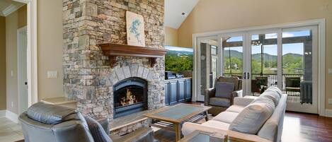 Smart TV, fireplace, table tennis