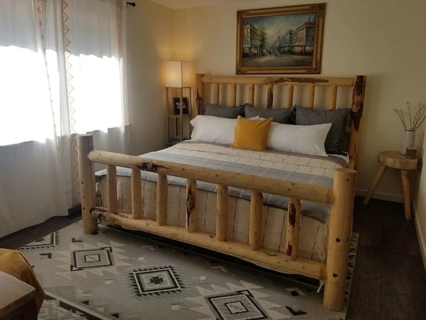 2 Schlafzimmer, Bügeleisen/Bügelbrett, Reisekinderbett, Bettwäsche