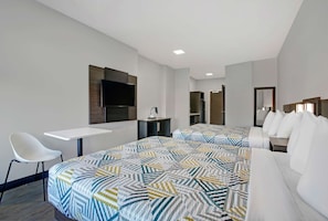 Escritorio, espacio para trabajar con laptop y wifi gratis