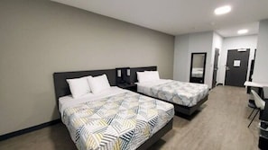 Skrivebord, skrivebord for bærbar PC, wi-fi (inkludert) og sengetøy