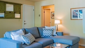 Condo, 2 Bedrooms | Living room - 106 Wanderers Way by Alpine Lodging Sun Valley (Ketchum)