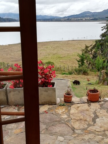 El Cascajal: Amazing Lake View