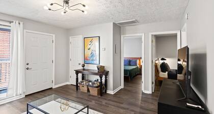 Across from Campus! Magnolia LinenCo #7 Downtown AU