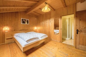 1 chambre, fer et planche Ă repasser, Wi-Fi gratuit, draps fournis
