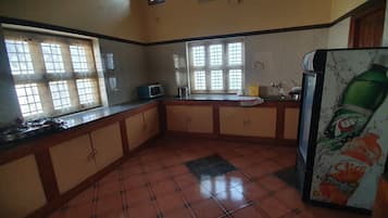 Microwave, stovetop, toaster, cookware/dishes/utensils