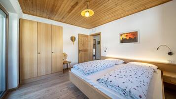 2 camere, ferro/asse da stiro, Wi-Fi gratuito, lenzuola