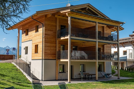 Exterior. Apartment "Mittager" near Skiing Area with Forest View, Balcony & Shared Garden