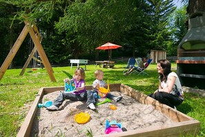 Children’s area - Apartment "Kesselberg" near Skiing Area with Forest View & Shared Garden (Falzeben)