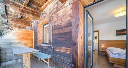 Apartment "Ifinger" near Skiing Area with Forest View, Balcony & Shared Garden