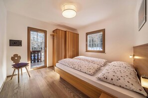 2 habitaciones, tabla de planchar con plancha y wifi gratis 