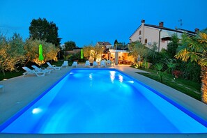 Piscine extérieure
