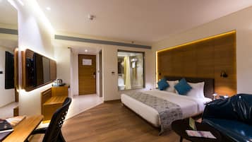 1 bedroom, premium bedding, minibar, in-room safe
