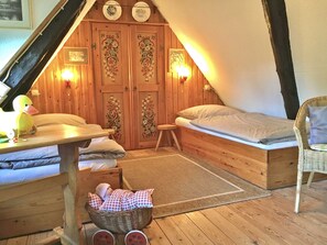 2 bedrooms, desk, iron/ironing board, travel crib