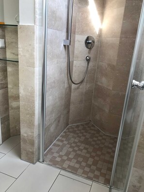 Dusche