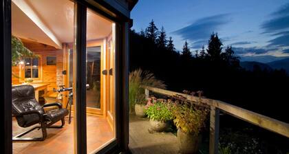 Chalet Podgorje With Pool