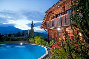Seasonal outdoor pool - Chalet Podgorje With Pool (Slovenj Gradec)