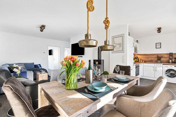 Dining - Ankergrund - ground floor, terrace, fireplace (Büsum)