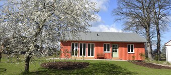 4-room red vacation home for up to 8 people - 4-room colorful vacation homes, OVS 999