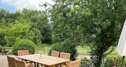 4-room green vacation home for up to 8 people - 4-room colorful vacation homes, OVS 999