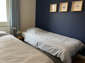 4 soverom, reiseseng for barn, wi-fi og sengetøy