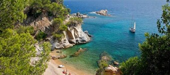 Leo Street 96, Tossa de Mar-Lesal Villas Rentals Mar Azul