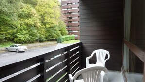 Unclassified image, 5 of 13, button - 1-Bedroom Apartment with Balcony, Parking and WIFI in Mont-Dore (Mont-Dore)