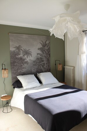 2 chambres, bureau, Wi-Fi gratuit, draps fournis