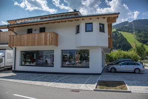 住宿正面