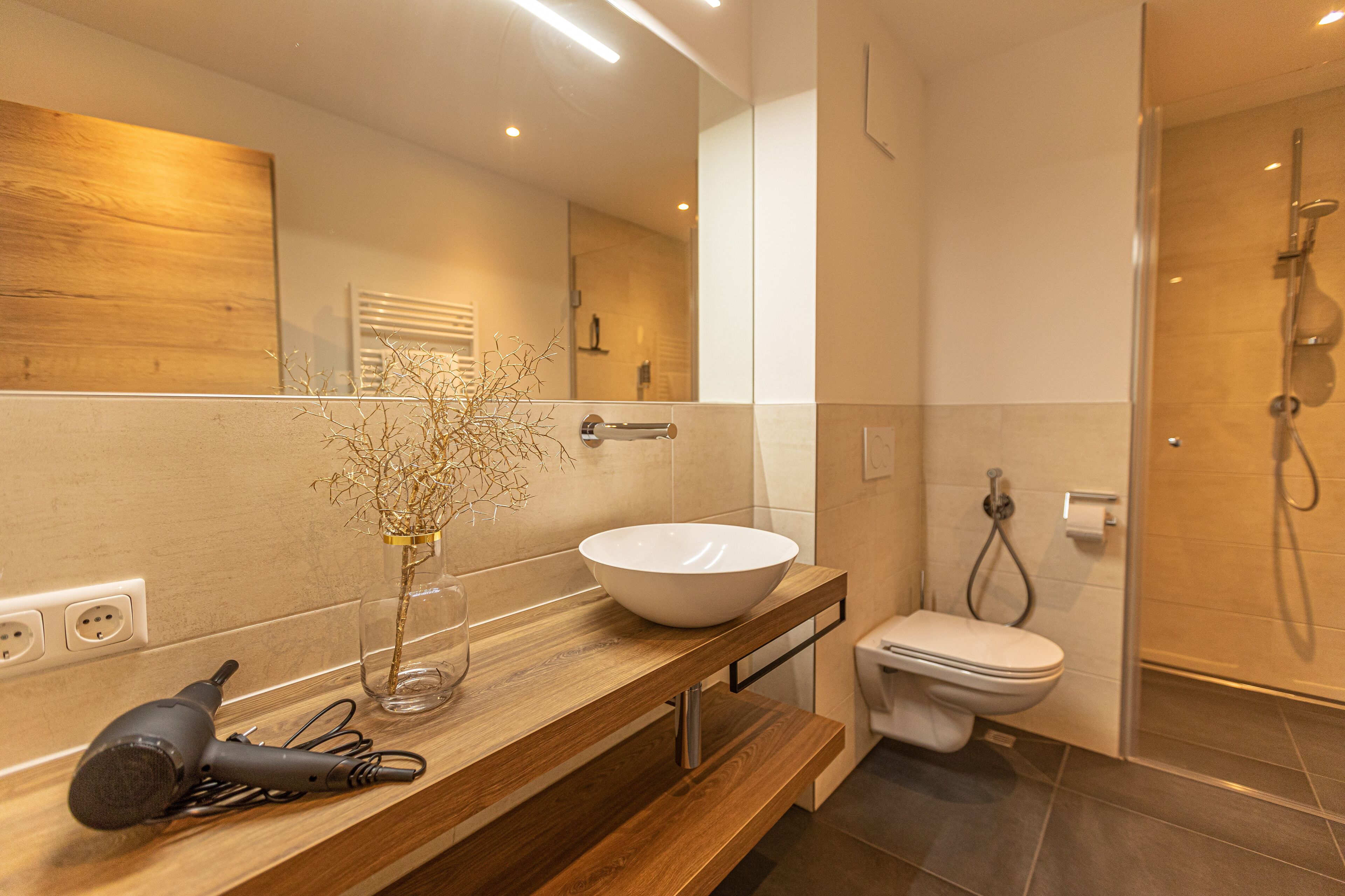 Premium Condo | Bathroom | Shower, rainfall showerhead, free toiletries, hair dryer