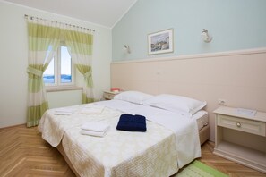 패밀리 빌라, 침실 여러 개, 산비탈 (Luxury Panorama Villa Dia) | 6 개의 침실, 다리미/다리미판, 침대 시트