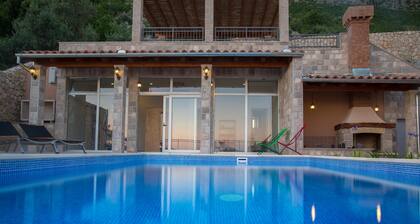 Luxury Panorama Villa Dia
