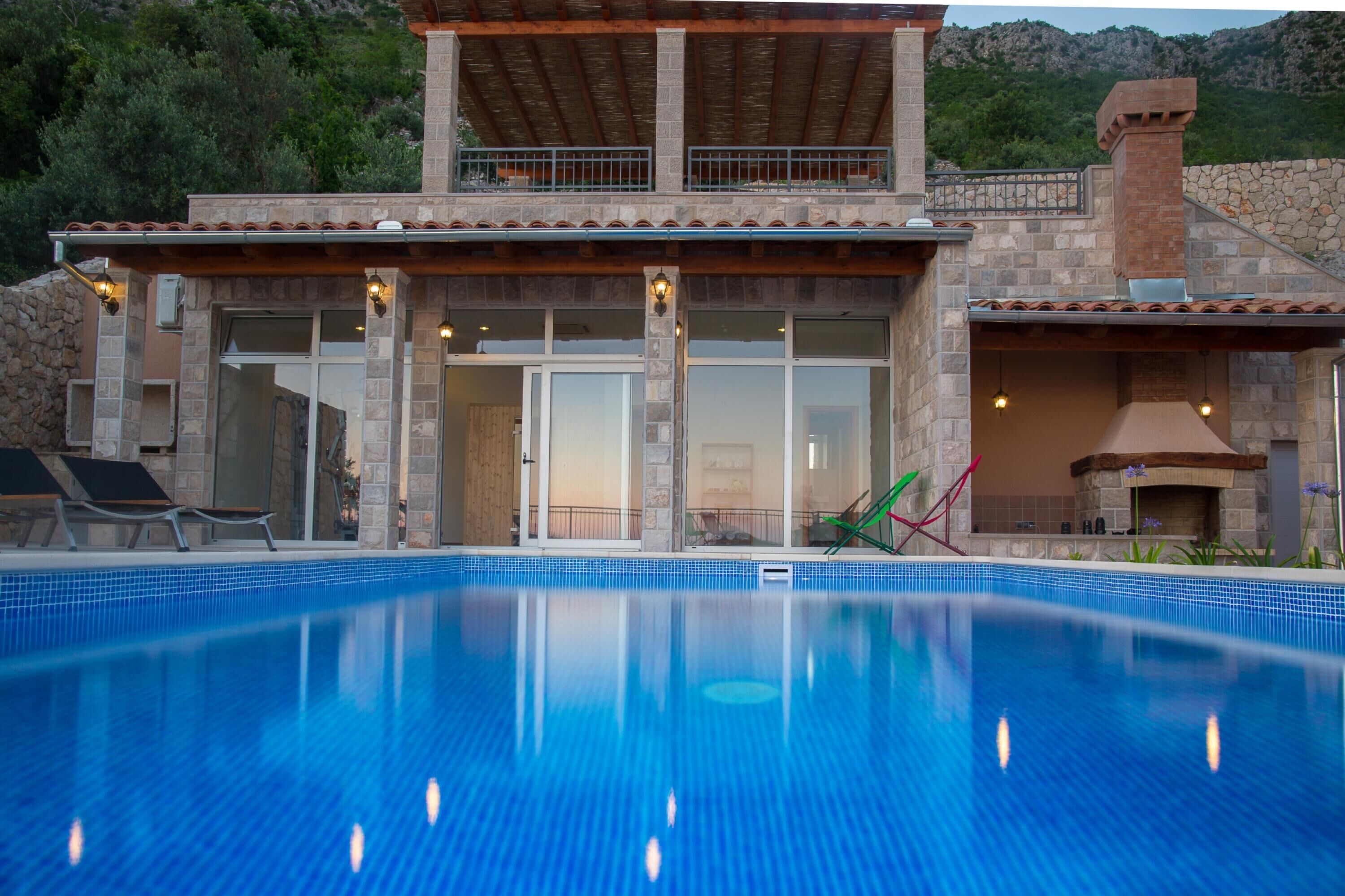 Family Villa, 6 Bedrooms, Balcony, Mountainside (Luxury Panorama Villa Dia) | Pool