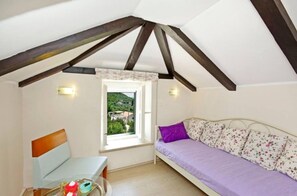 Villa familiar, varias habitaciones, junto a la montaña (Luxury Panorama Villa Dia) | Interior