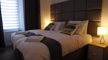 2 bedrooms, desk, iron/ironing board, free WiFi