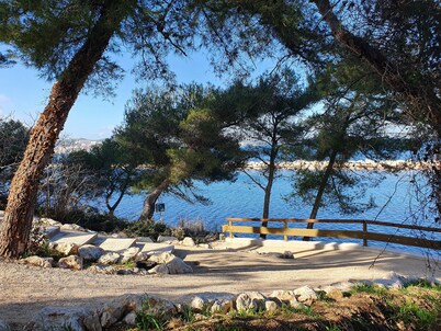 Martigues, superb studio (2)opposite the Etang de Berre