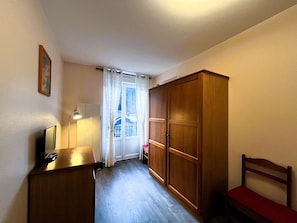 Interior - Lovely central T2 apartment with balcony, wifi, for 4 guests (Mont-Dore)