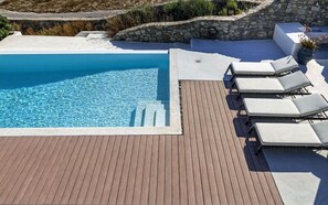 An infinity pool