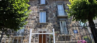 LA BOURBOULE A 300M DU CENTRE LUMINEUX T4