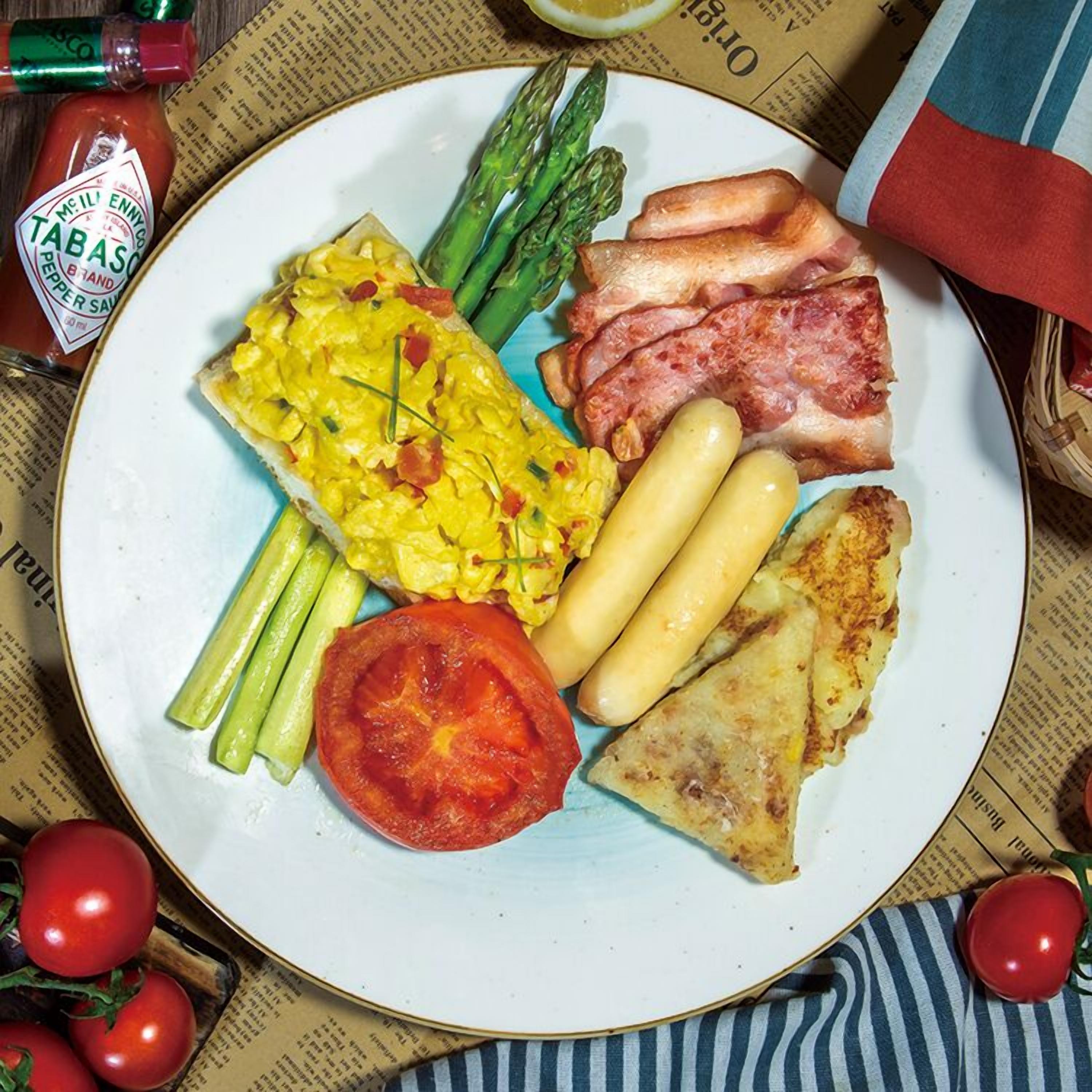 daily buffet breakfast (cny 158 per person)