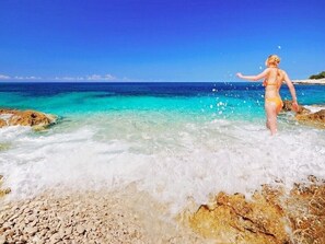 Beach nearby - Holiday home Nicoletta, (16454), Veli Rat, hr (Veli Rat)
