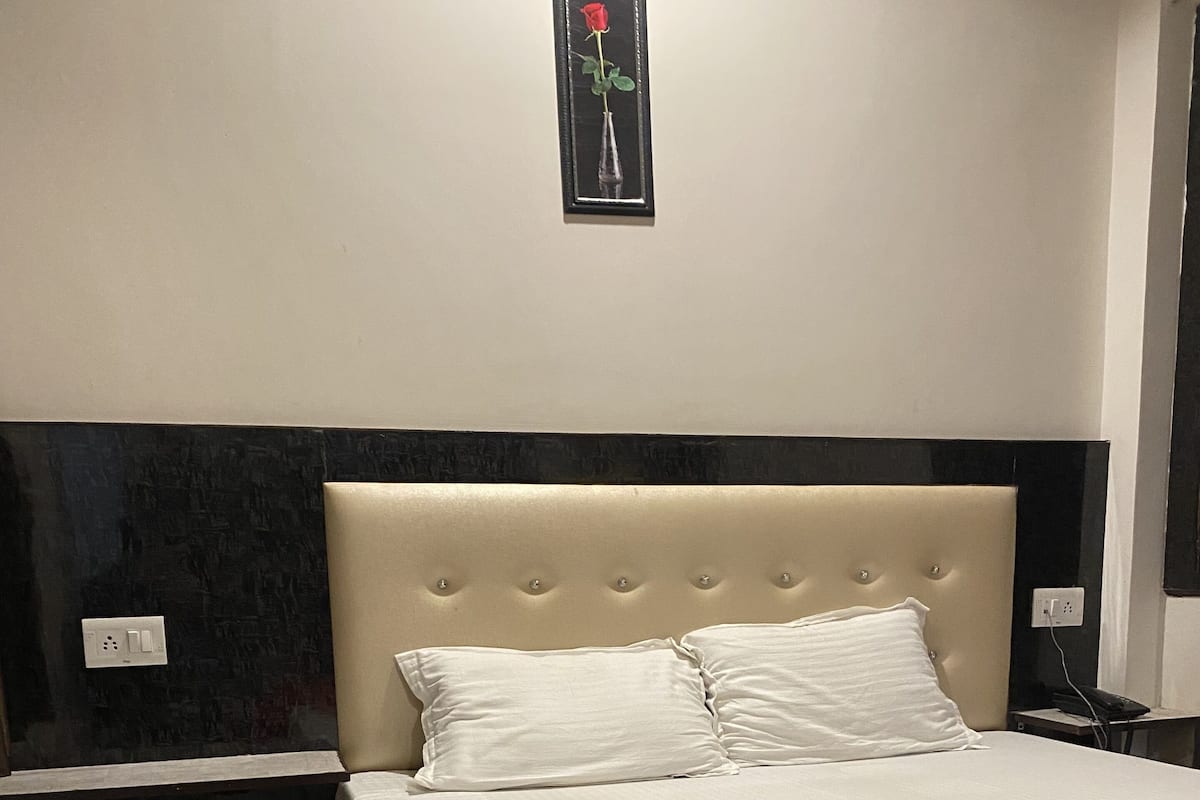 Classic Room | Free WiFi, bed sheets