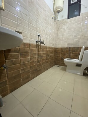 Dusj og toalettartikler (inkludert)