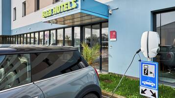 Free self parking