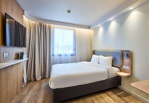 Quarto casal | Roupas de cama premium, camas Select Comfort, escrivaninha