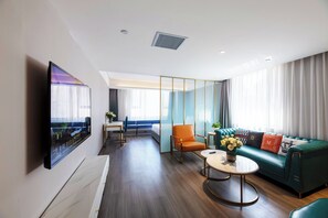 Privilege, Suite, 1 King-Bett